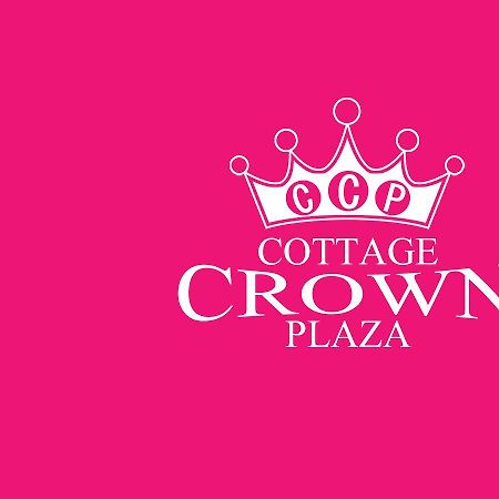 Hotel Cottage Crown Plaza New Delhi Exterior photo